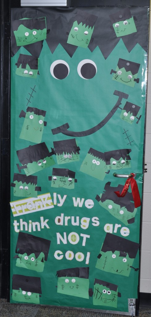 Door Decorating Contest At Mills Elementary For Red Ribbon Week