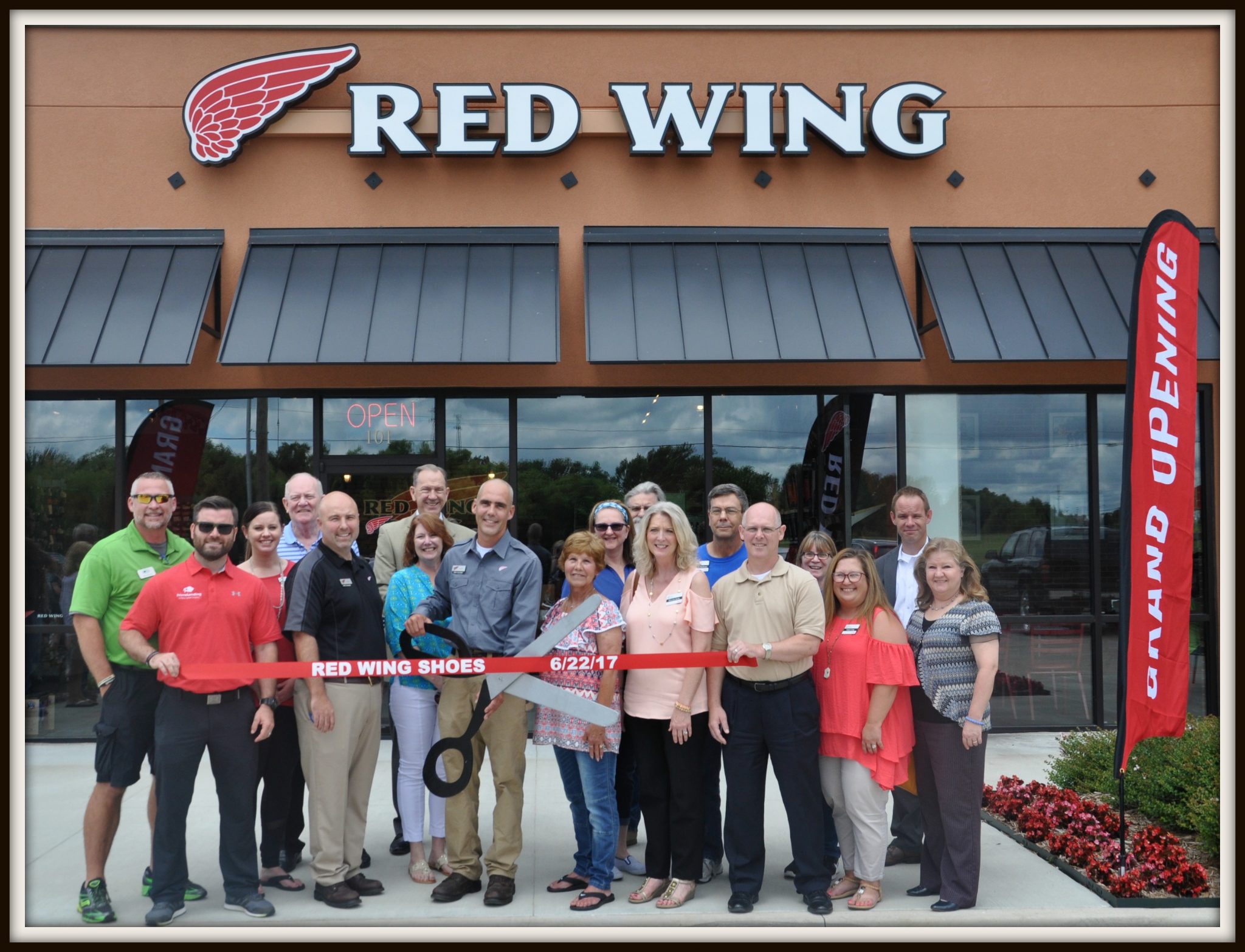 Red Wing Shoe employees log 460 hours on Day of Service